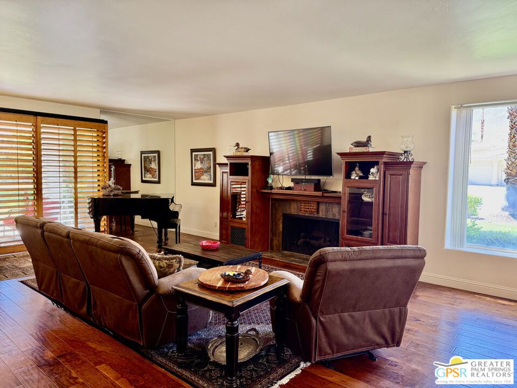 Image 24 of property listing at 3410 E Bogert Trail, Palm Springs, CA 92264