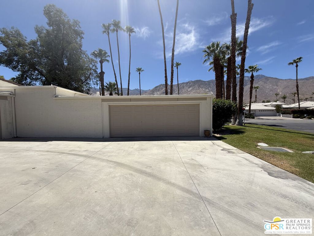 Image 51 of property listing at 3410 E Bogert Trail, Palm Springs, CA 92264