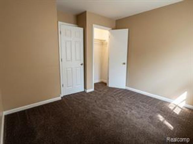 12688 Memorial Street, Detroit, MI 48227