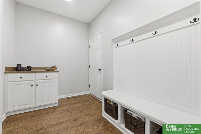 12427 S 79 Avenue, Papillion, NE 68046