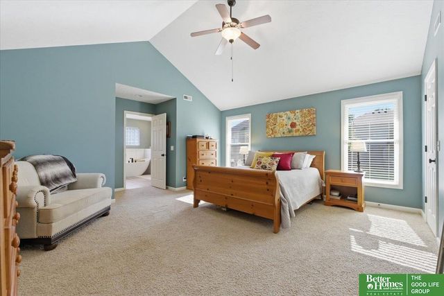 12427 S 79 Avenue, Papillion, NE 68046