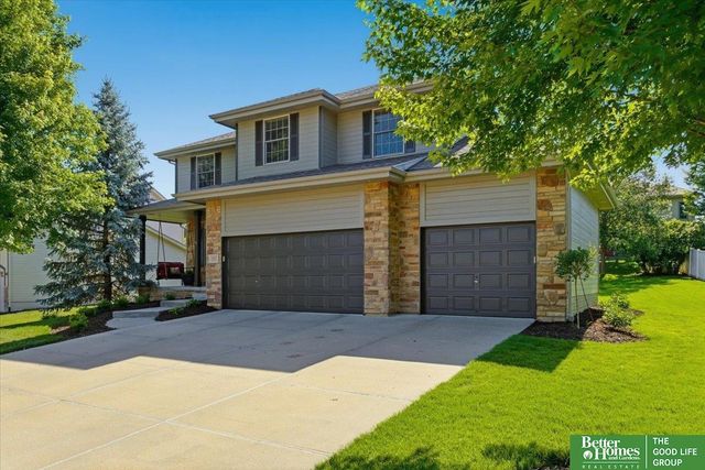 12427 S 79 Avenue, Papillion, NE 68046