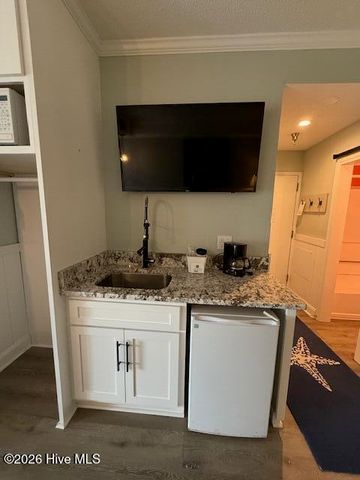 602 W Ft Macon Road 132, Atlantic Beach, NC 28512