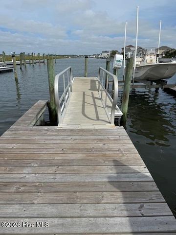 602 W Ft Macon Road 132, Atlantic Beach, NC 28512