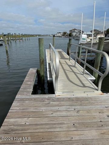 602 W Ft Macon Road 132, Atlantic Beach, NC 28512