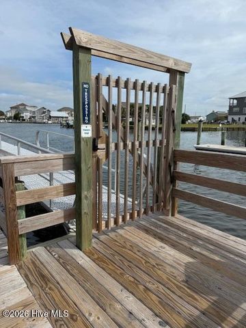 602 W Ft Macon Road 132, Atlantic Beach, NC 28512