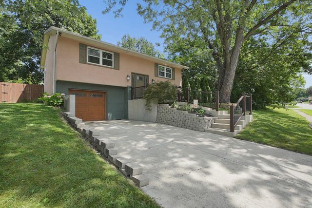 3498 Karikal Drive, Westerville, OH 43081