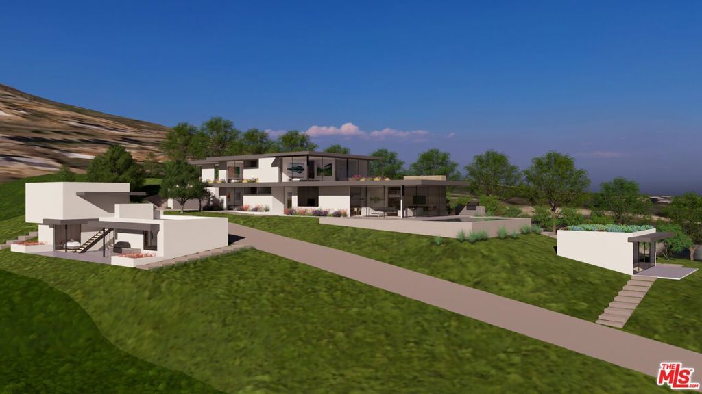 Image 6 of property listing at 30053 Harvester Road, Malibu, CA 90265