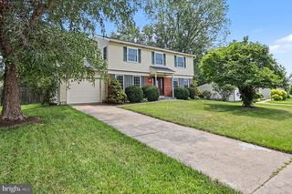 726 GENTLE BREEZE CT, Herndon, VA 20170