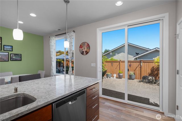 8226 Canton Avenue NE, Lacey, WA 98516
