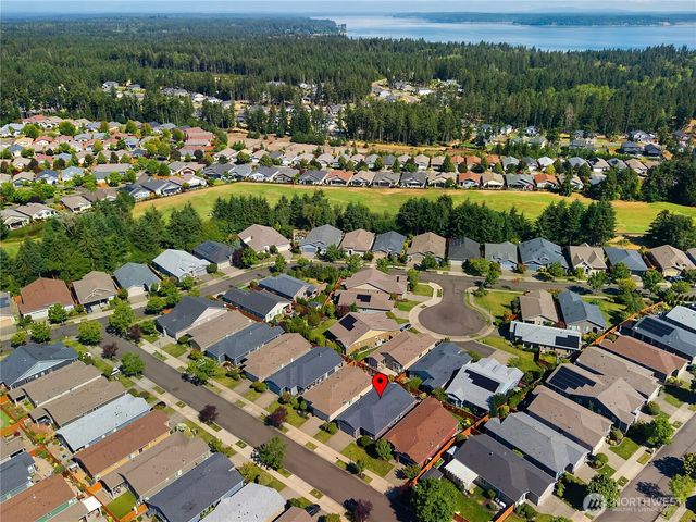 8226 Canton Avenue NE, Lacey, WA 98516