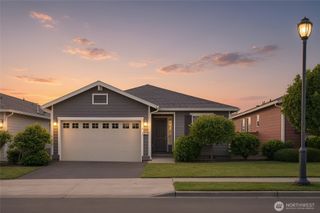 8226 Canton Avenue NE, Lacey, WA 98516