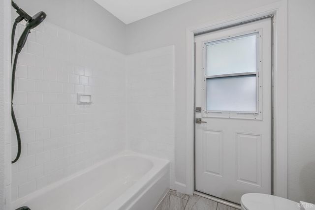 936 W Harter Avenue, Visalia, CA 93277