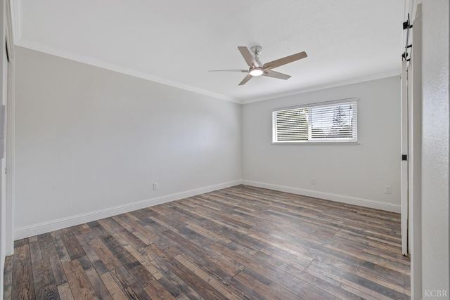 936 W Harter Avenue, Visalia, CA 93277