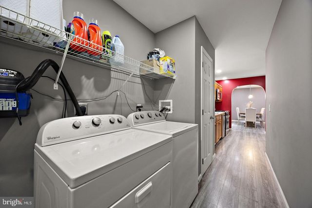 16 BARBERRY CT, Newark, DE 19702