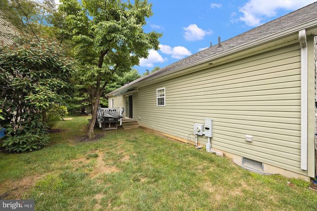 16 BARBERRY CT, Newark, DE 19702