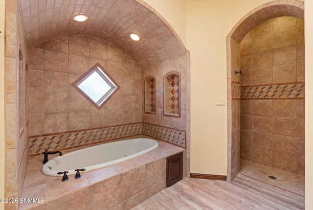 2608 Calle Porton, Las Cruces, NM 88007