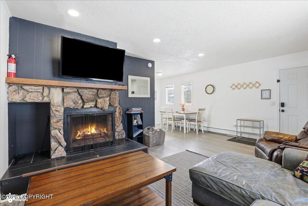 3821 Checkmate Drive, Anchorage, AK 99508