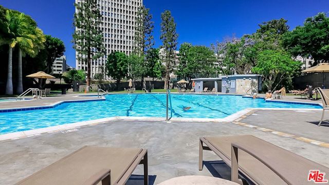 800 W 1st Street 2203, Los Angeles, CA 90012