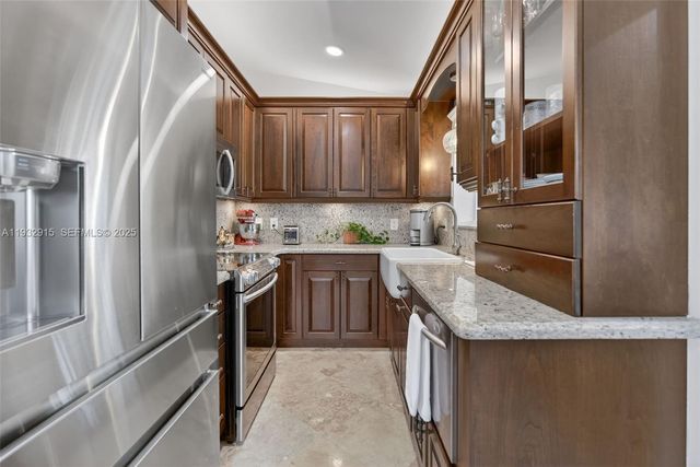 11260 SW 48th St, Miami, FL 33165