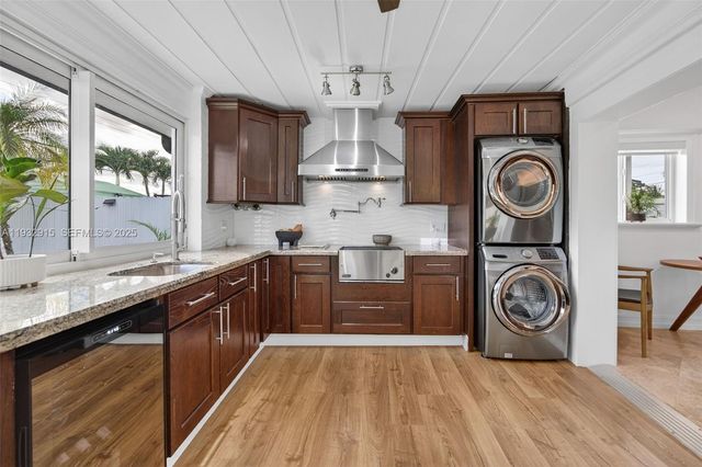 11260 SW 48th St, Miami, FL 33165