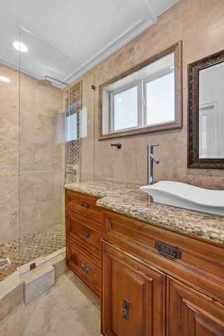 11260 SW 48th St, Miami, FL 33165