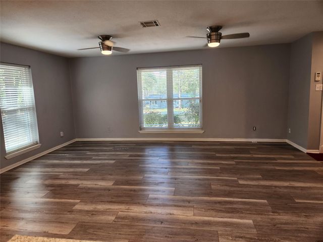 13279 Southshore Drive, Conroe, TX 77304