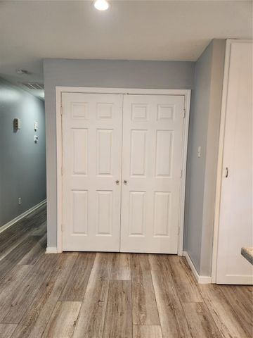 13279 Southshore Drive, Conroe, TX 77304