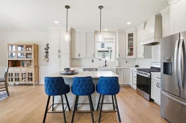 3103 Whispering Brook Lane, Valparaiso, IN 46385