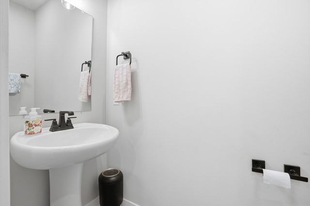 3103 Whispering Brook Lane, Valparaiso, IN 46385