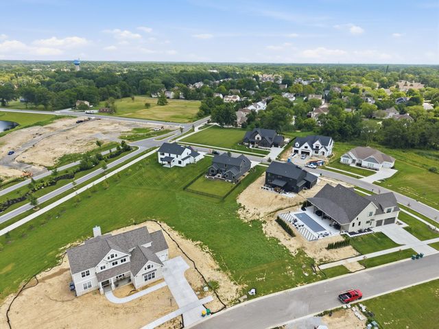 3103 Whispering Brook Lane, Valparaiso, IN 46385