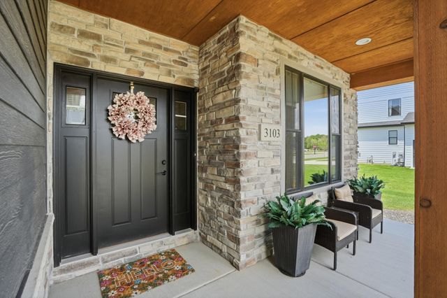 3103 Whispering Brook Lane, Valparaiso, IN 46385