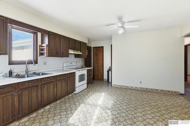 245 N Elm Street, Wahoo, NE 68066