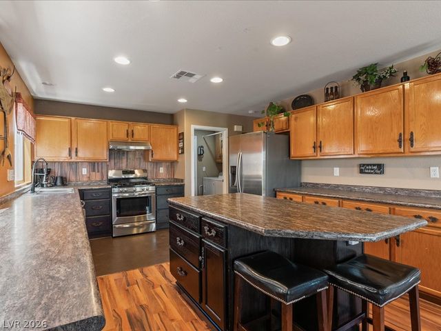 1228 Swanbrooke Drive, Las Vegas, NV 89144