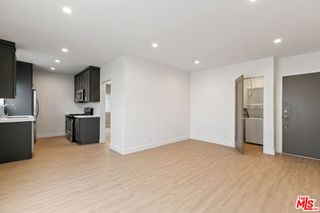 3314 S MENTONE Avenue 8, Los Angeles, CA 90034