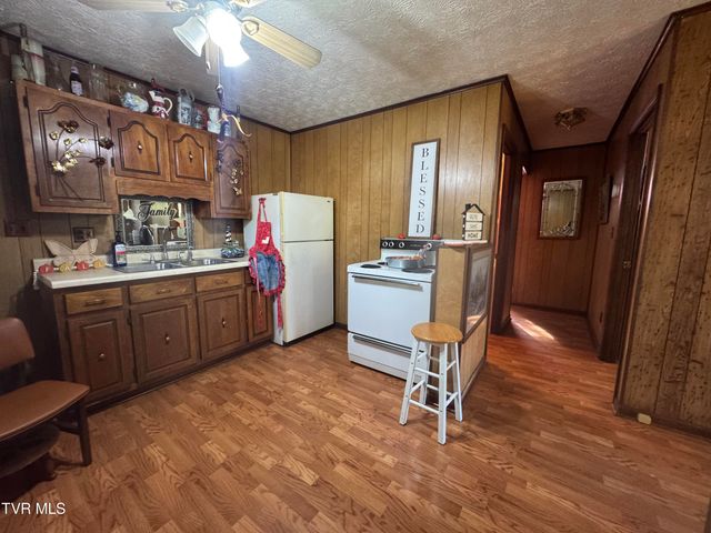 173 Deloach Road, Elizabethton, TN 37643