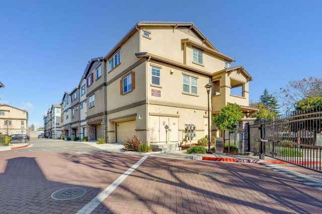 245 Spring Harvest Road, Hayward, CA 94544