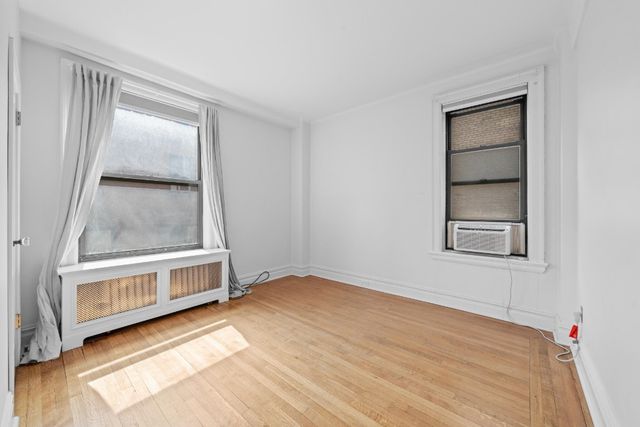 144 E 36th St Apt 8D, New York City, NY 10016