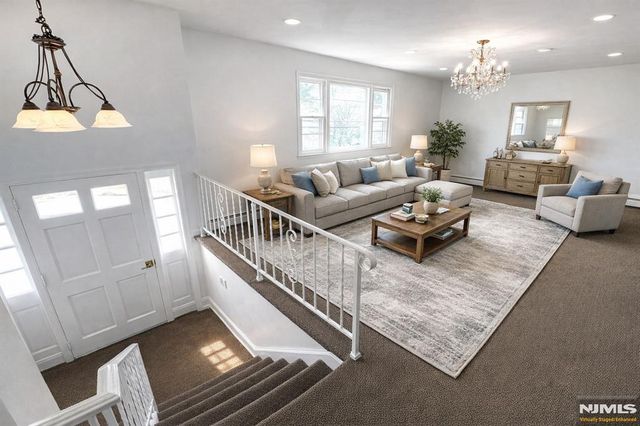 389 Madeline Avenue, Garfield, NJ 07026