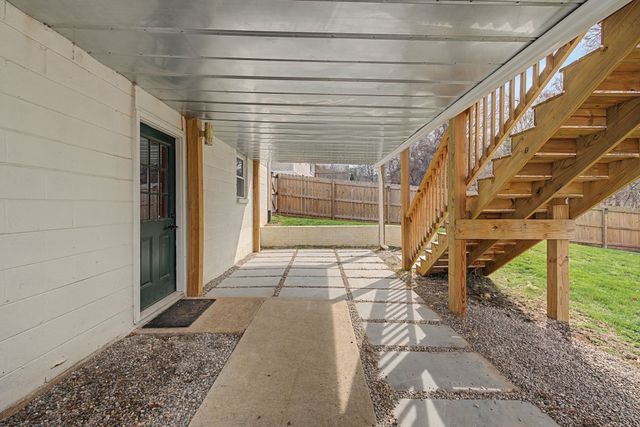 317 Bonnavue Dr, Hermitage, TN 37076