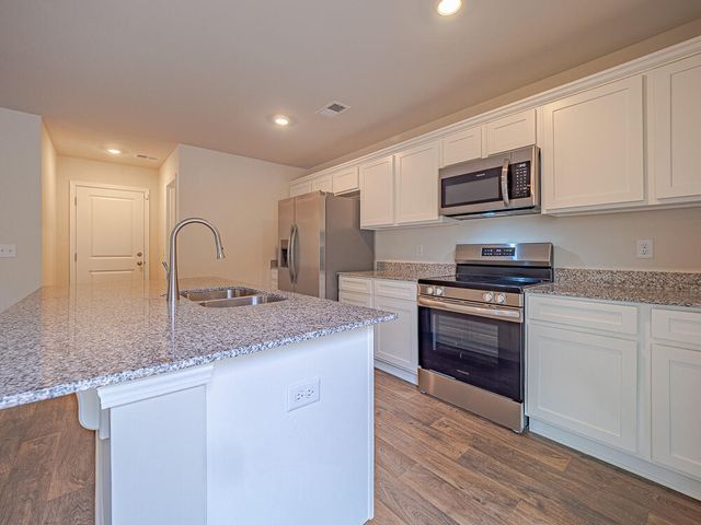 1830 Lacebark Drive, Sumter, SC 29153