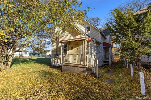 28 E James Street, River Rouge, MI 48218