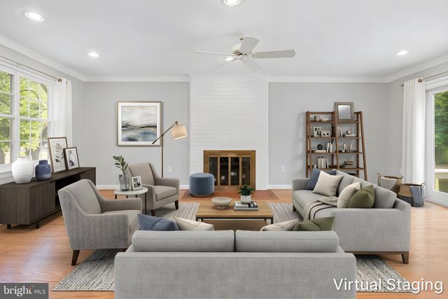 15 GROVEPOINT CT, Potomac, MD 20854