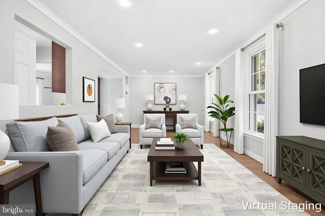 15 GROVEPOINT CT, Potomac, MD 20854