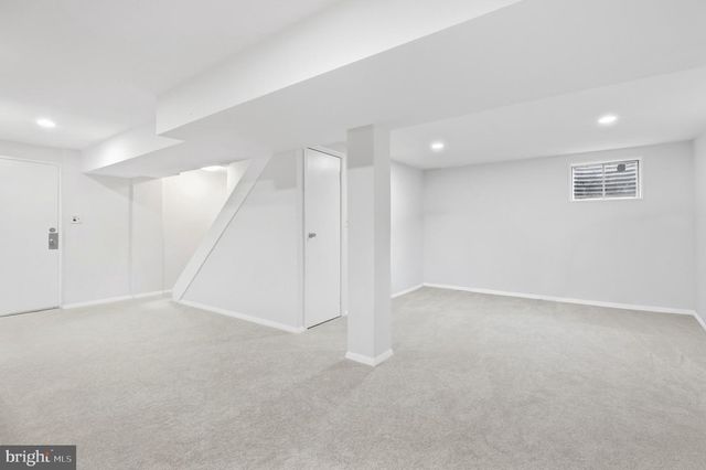 15 GROVEPOINT CT, Potomac, MD 20854