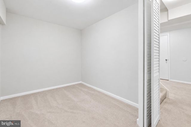 15 GROVEPOINT CT, Potomac, MD 20854