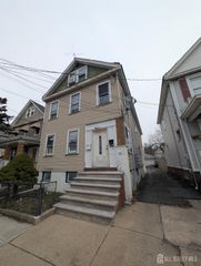 97 Harvey Street, New Brunswick, NJ 08901