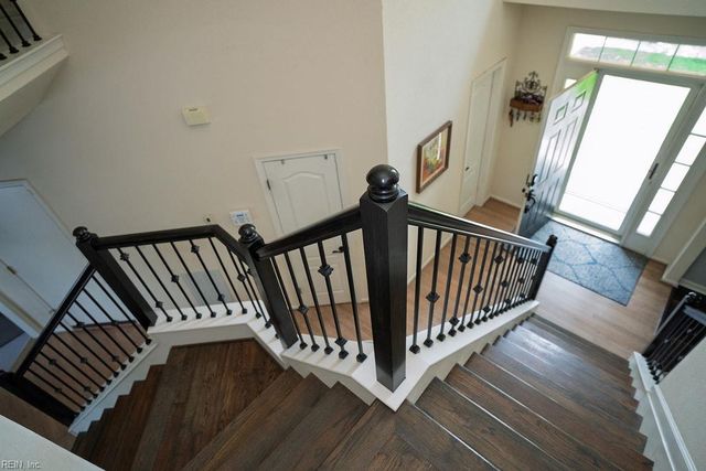 2516 Belmont Stakes DR, Virginia Beach, VA 23456