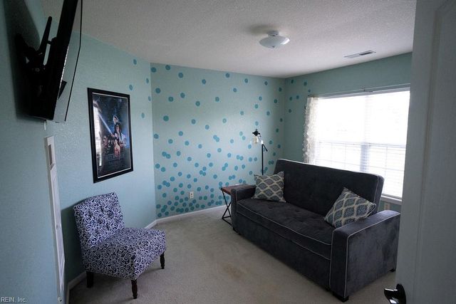 2516 Belmont Stakes DR, Virginia Beach, VA 23456