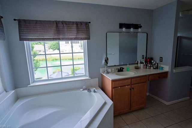 2516 Belmont Stakes DR, Virginia Beach, VA 23456